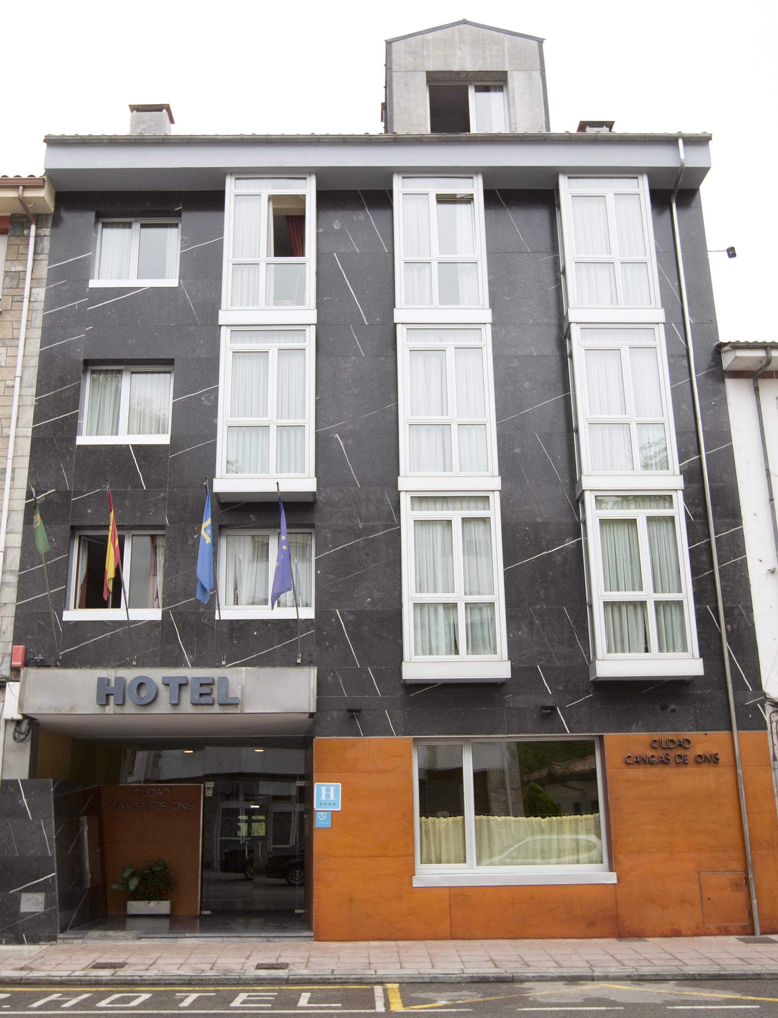 Hotel Ciudad Cangas De Onis Cangas de Onís Exterior foto